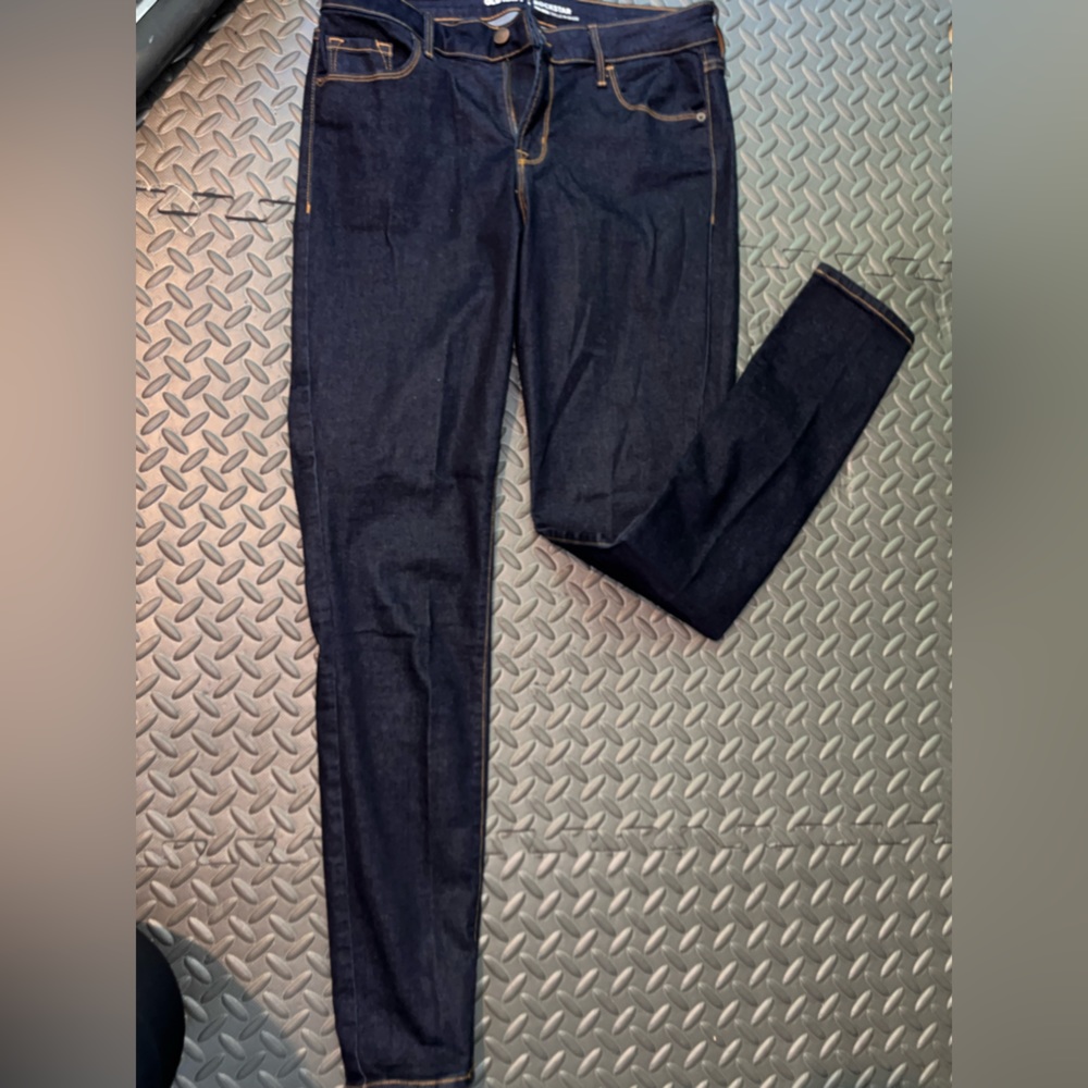 Old Navy Rockstar jeans - Picture 3 of 6